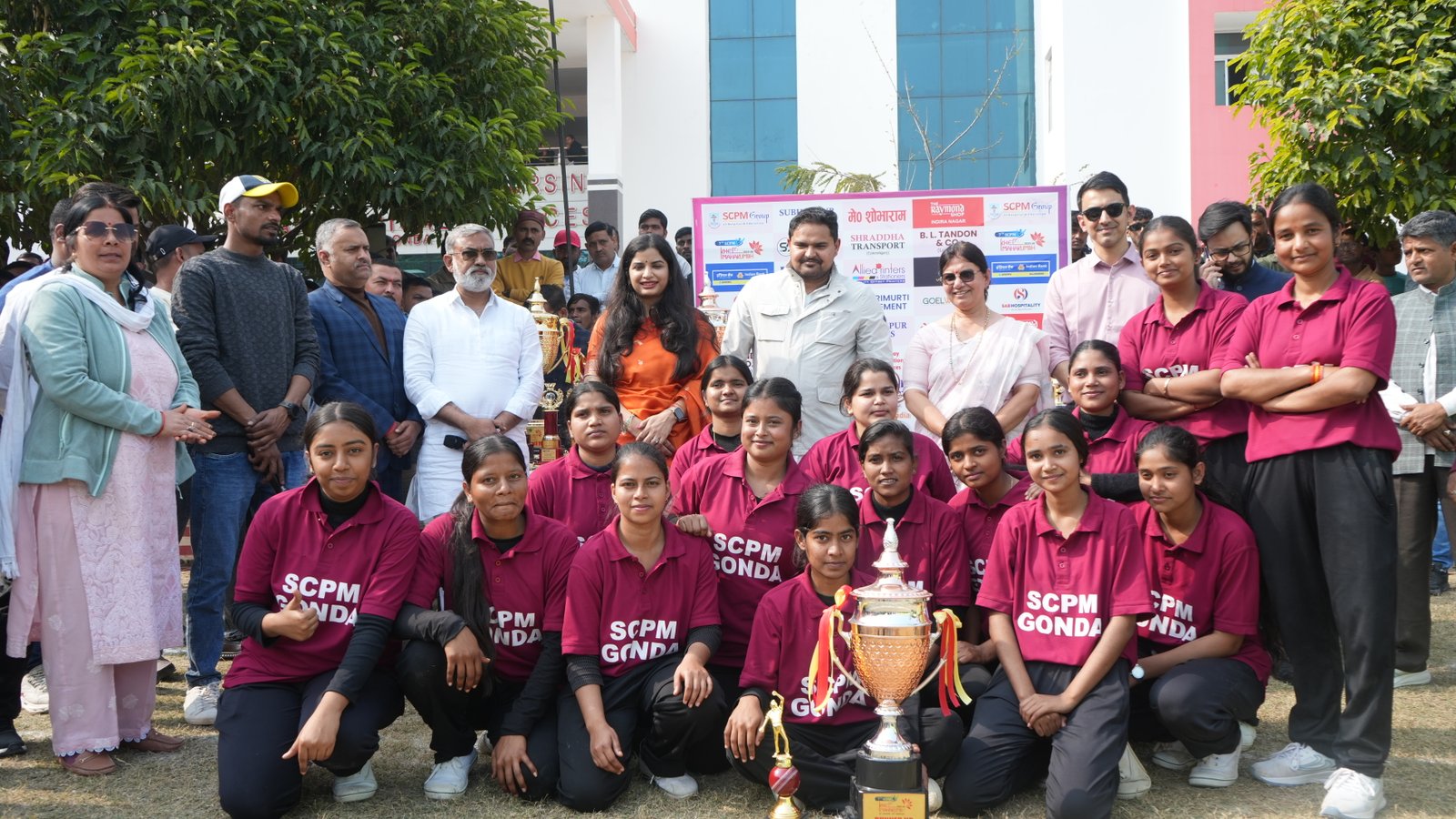 SCPM SPORTS Photograph