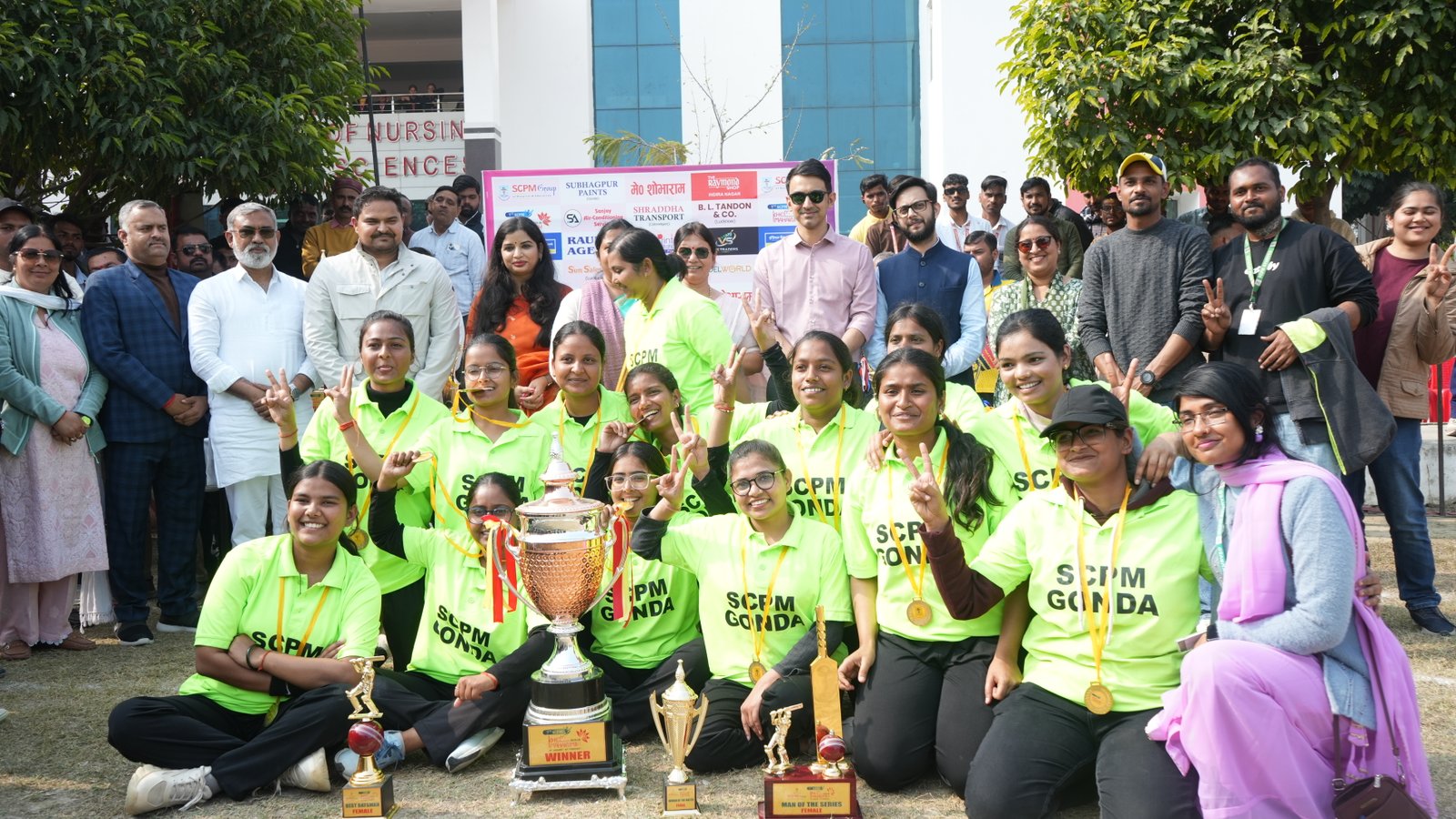 SCPM SPORTS Photograph
